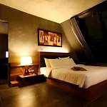 B2 Bangkok Srinakharin Boutique & Budget Hotel