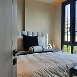 Luxe Newly Condo Low Rise And Ultra Private