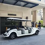 Luxe Newly Condo Low Rise And Ultra Private