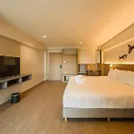 เดอะ คาแนล โฮเทล - The Canal Hotel