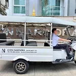 Icon Narindra Suites Hotel An Expansive And Elegant Room With A Complimentary Minibar Service
