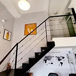 The Rabbit\'S Hole Hostel