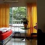 Suchart Leelawadee Home