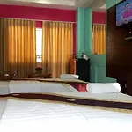 Le Platinum Inn