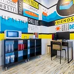 Matchbox Bangkok Hostel