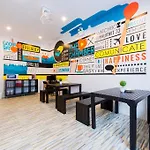 Matchbox Bangkok Hostel