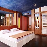 Ratchada Resort And Spa Hotel