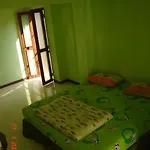 Kaset Guesthouse