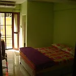 Kaset Guesthouse