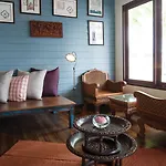 Baan Khun Nine Wang Doem