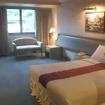 Sawasdee Langsuan Inn