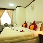 Yellow Ribbon Hills, Boutique Suites