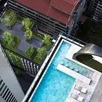 Edge Sukhumvit 23
