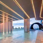 Edge Sukhumvit 23