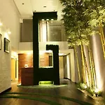 Grass Suites Thonglor