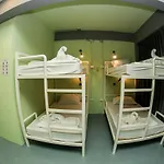 Samsen 8 Hostel