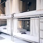2W Bed&Breakfast Bangkok