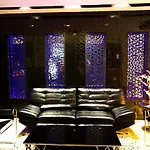 Zen Premium Sukhumvit 33