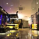 Zen Premium Sukhumvit 33