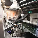 Thrive The Hostel : Patpong By The Belle