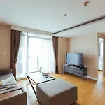Roomme Hospitality Nang Linchee Branch