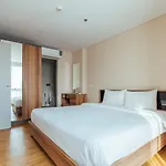 Roomme Hospitality Nang Linchee Branch