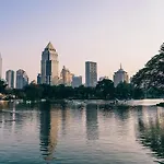 Zen Premium Sukhumvit 33