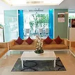 Best Western Mayfair Suites