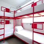 Jellybean Ezy Hostel Sathorn