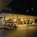 Ma Hotel