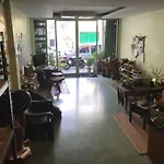 Jeesnail Guesthouse