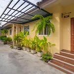Suphan Lake Hometel