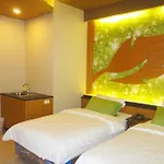 Aleaf Bangkok