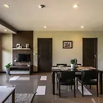 The Tepp Aparthotel