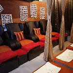 Meet Up Hostel Bangkok
