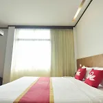 Zen Rooms Basic Yaowarat Road Chinatown