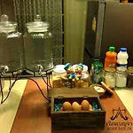 Ruan Ben Ja Don Mueang,Bangkok Hostel