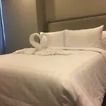 Ariva C Ekkamai Serviced Residences