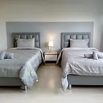 Popular Condo Muangthong T1 By Khun Eve