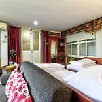 Villa 91 Guesthouse