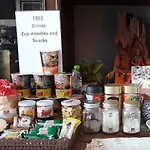 Ruan Ben Ja Don Mueang,Bangkok Hostel