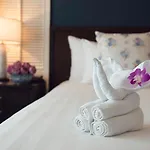 The Rose Residence, Bangkok