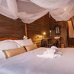 Canale Hostel