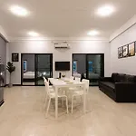 U2 Large 2 Bedrooms 100M To Bts Station
