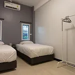 U2 Large 2 Bedrooms 100M To Bts Station