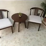 Harrys Resiendence