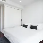 Hyde Sukhumvit 11 By Favstay