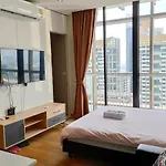 Rooftop Pool Gym Luxury Cozy Condo @Park24 Near Bts