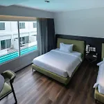 S Ram Leisure Hotel