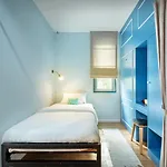 Visut House